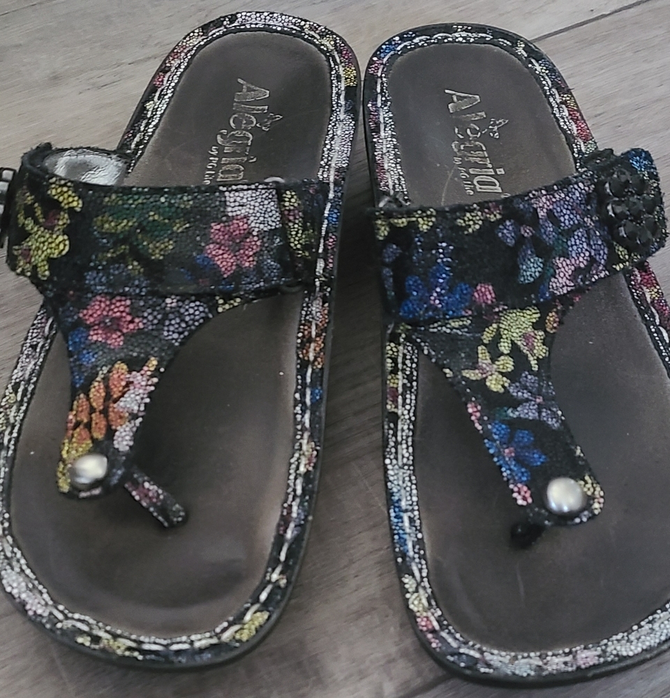 Women's Alegria Wedge Sandal size 7 1/2